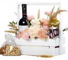The set of flowers, wine + more