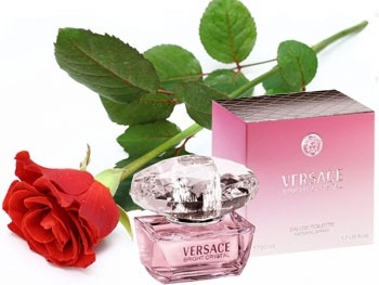 Versace Bright Crystal   та Троянда